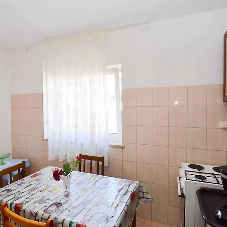 In - Istrien 43015 Pula